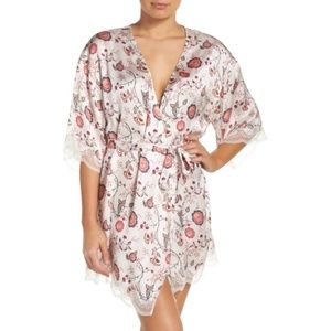 Chelsea28 Floral Print Satin Kimono, Size Small